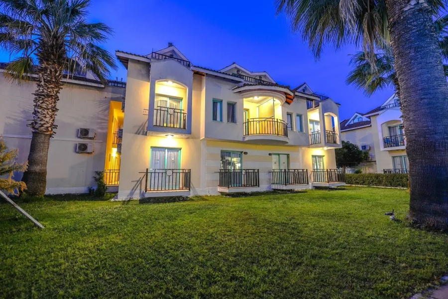 Rebin Beach Hotel