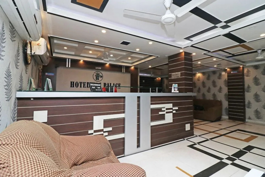 OYO 30163 Hotel Taj Palace