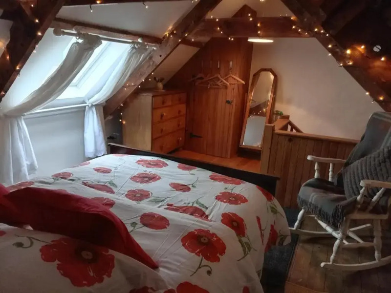 character breton cottage