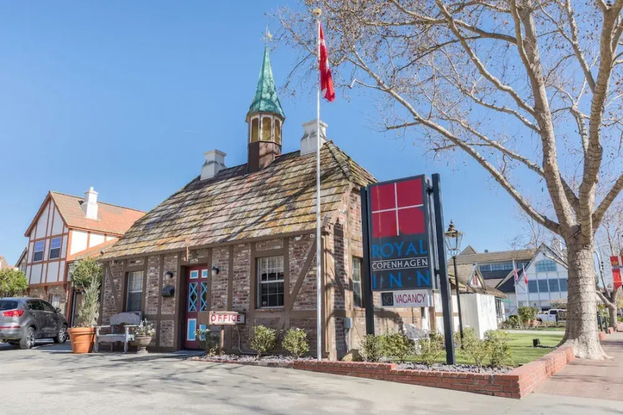 Royal Copenhagen Inn