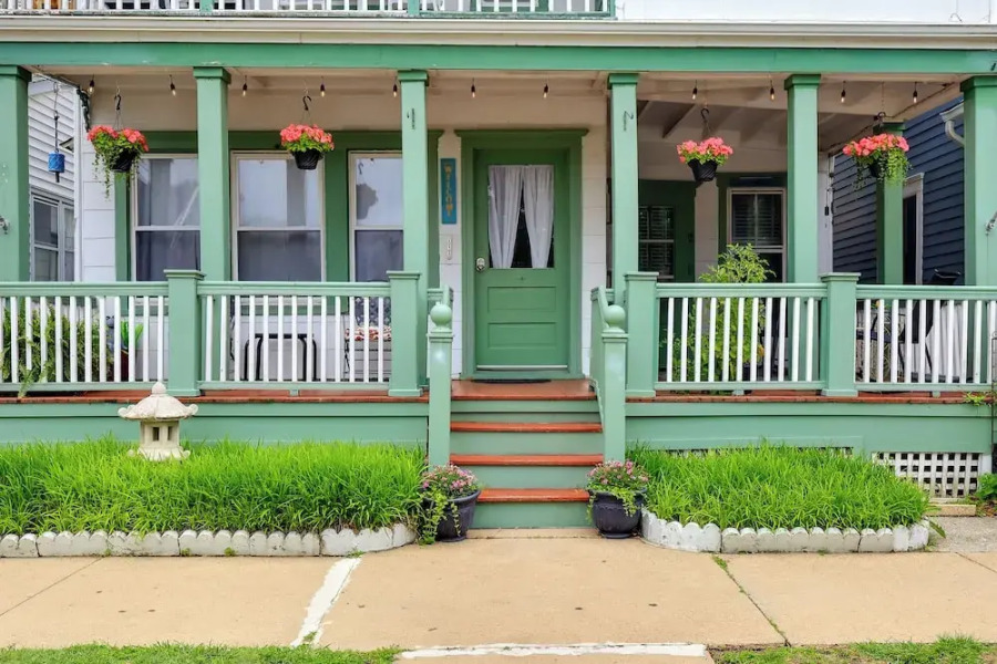 5 Blocks to Beach: Apt w/ Balcony in Ocean Grove!