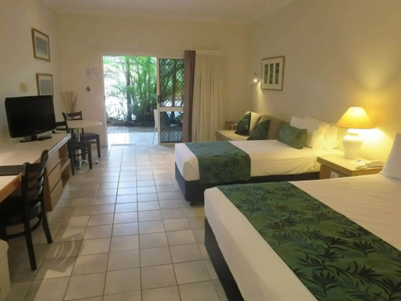 Lazy Lizard Motor Inn