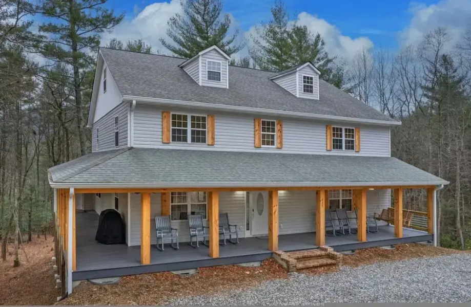 Crider Creek Manor in Watauga County