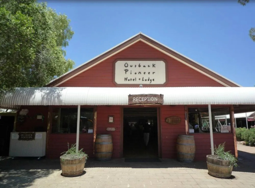 Outback Pioneer Hotel