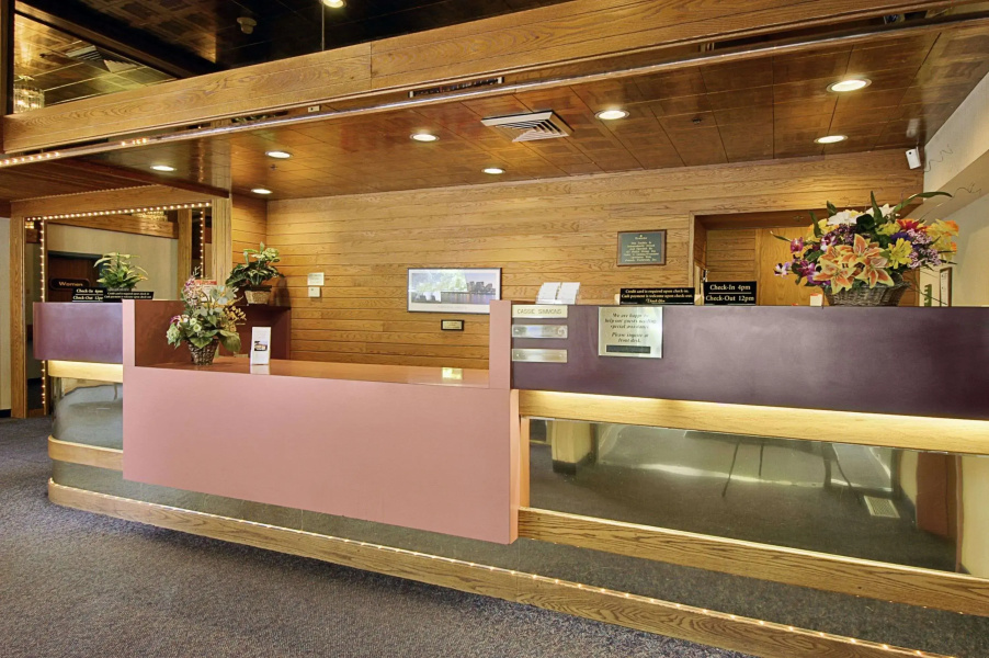 Ramada by Wyndham Portland Airport