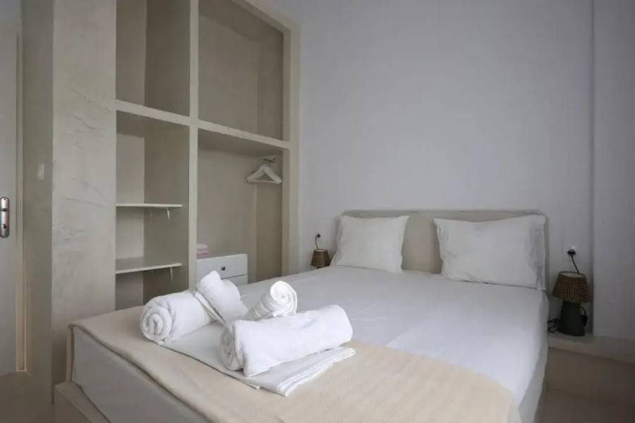 Family Maisonette with pool #4