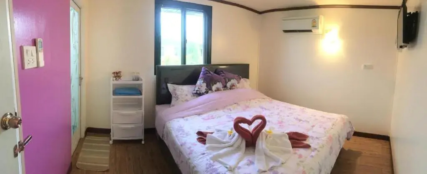 4 Seasons Mini House