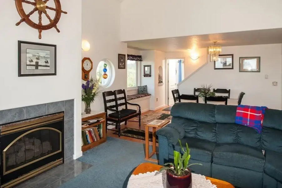 Berry Nice Beach House