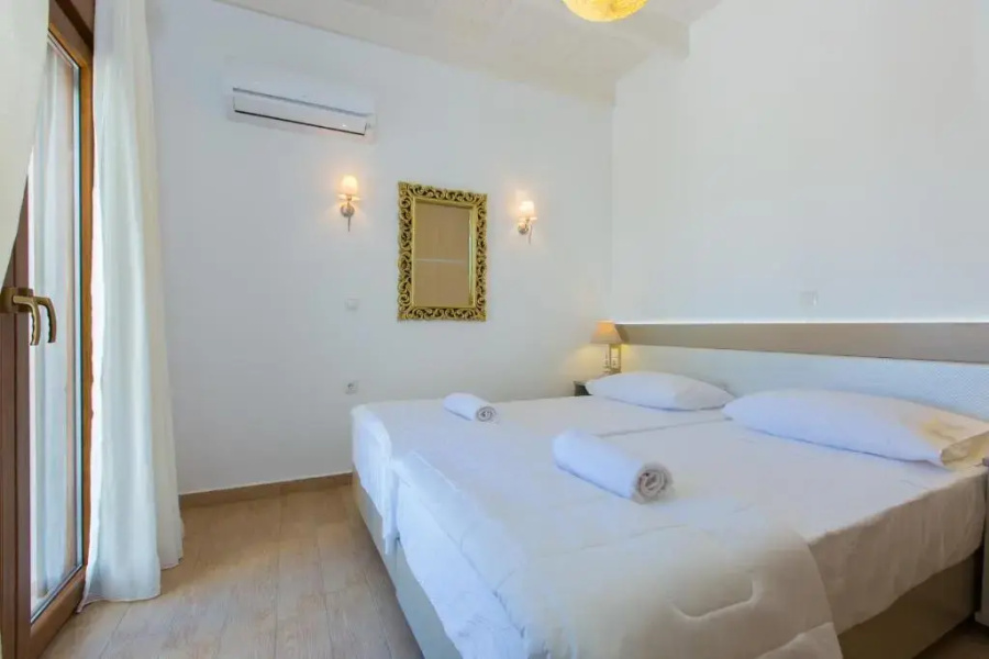 Kampos Villas