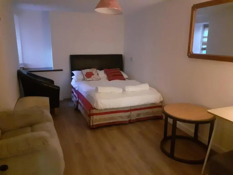 Bryncarnedd Cottages