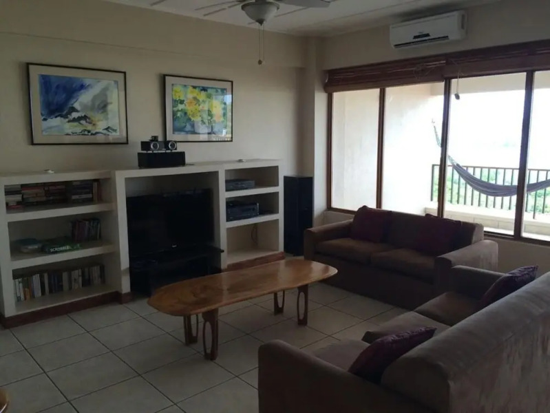 Nice 2 level condo with ocean view - ideal for families