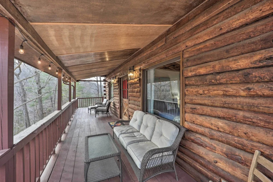 Relaxing Retreat w/ Private Dock on Claytor Lake!