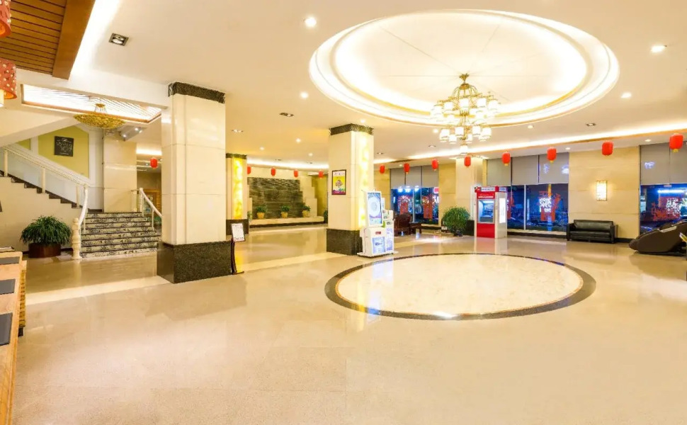 Changlong Hotel Qionghai