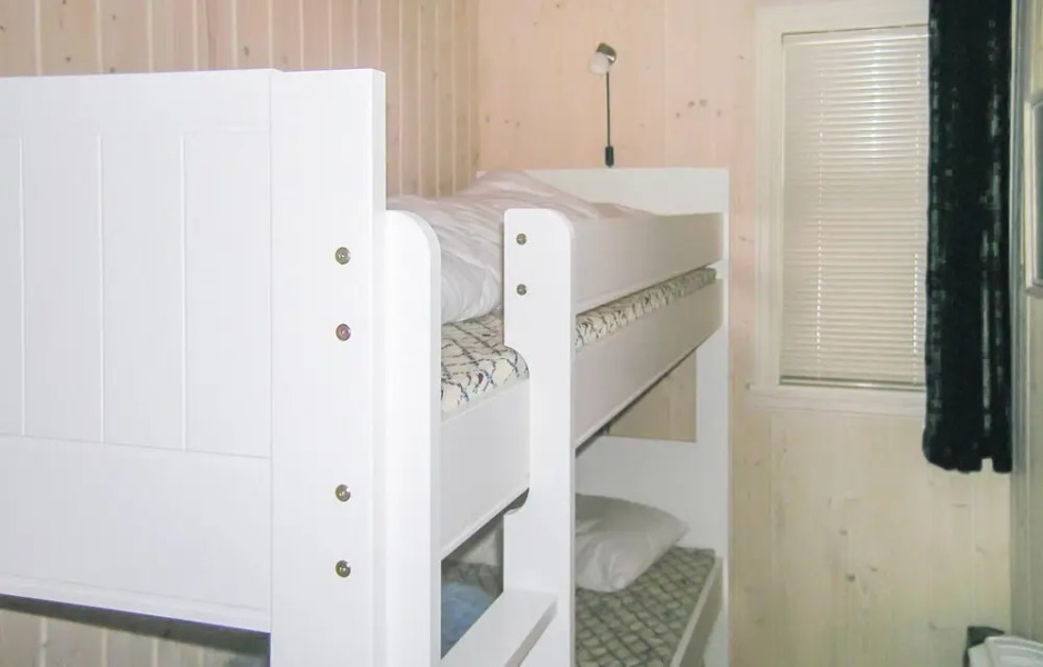 Amazing Home in Sogndal With 4 Bedrooms and Wifi