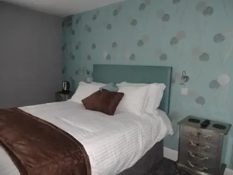 The Snooty Fox Warminster