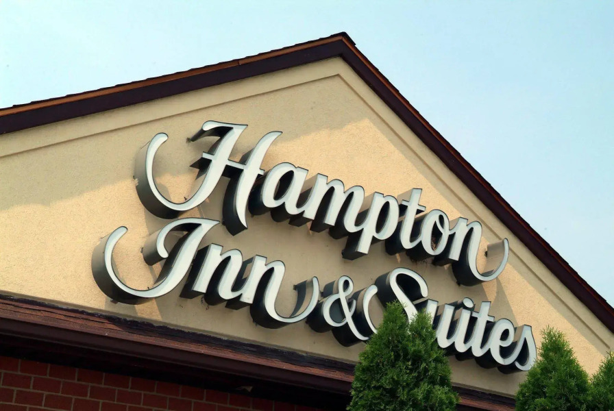 Hampton Inn & Suites Cleveland-Airport/Middleburg Heights