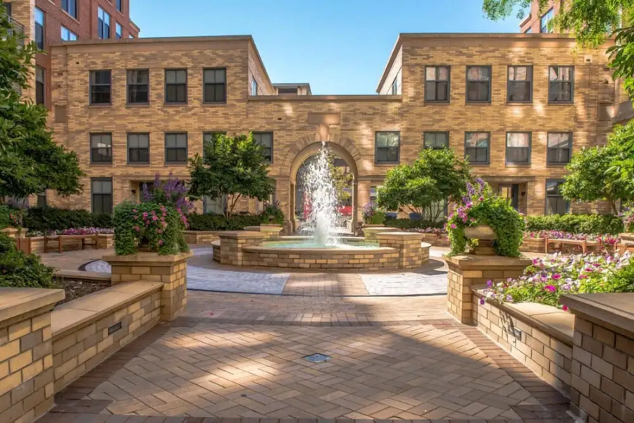 Crystal Quarters Furnished Apartments At The Gramercy