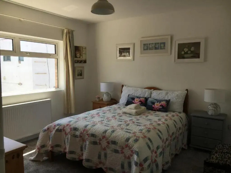 Stunning, Newly Renovated, Townhouse in Central Dawlish