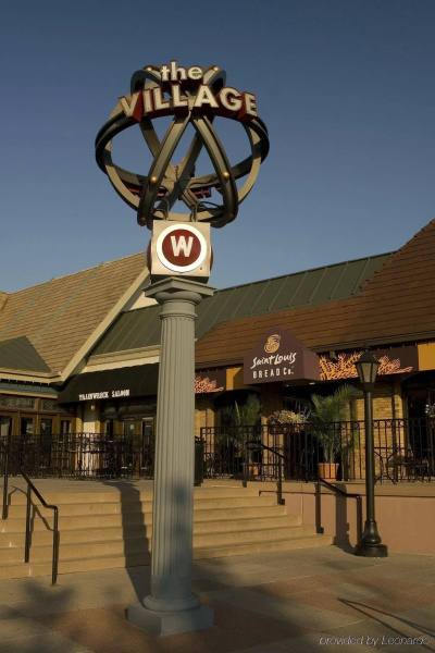 Sheraton Westport Chalet Hotel St. Louis