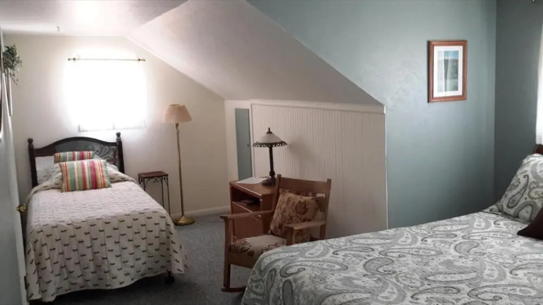 Creek Side Bed and Breakfast