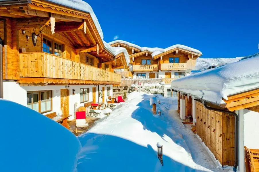 Alpendorf Anno Dazumal & Dorfgasthaus Ratschkathl