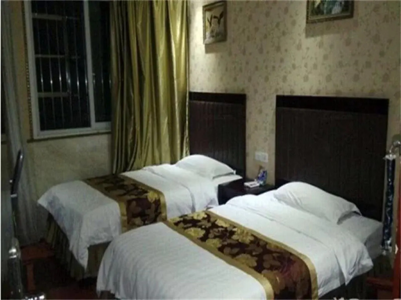 Yixin Business Hotel