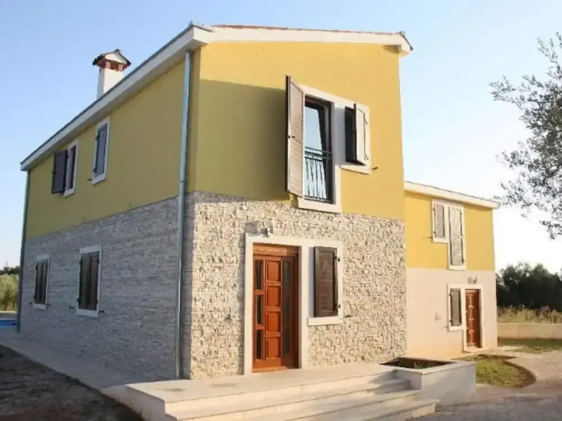 Holiday Home in Novigrad With Private Pool