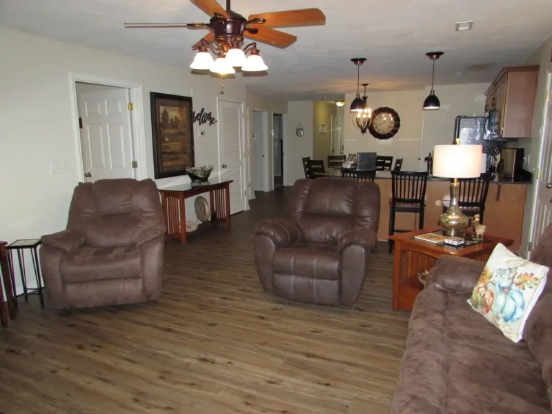Lakefront Condo A-2 at Vickery Resort by RedAwning