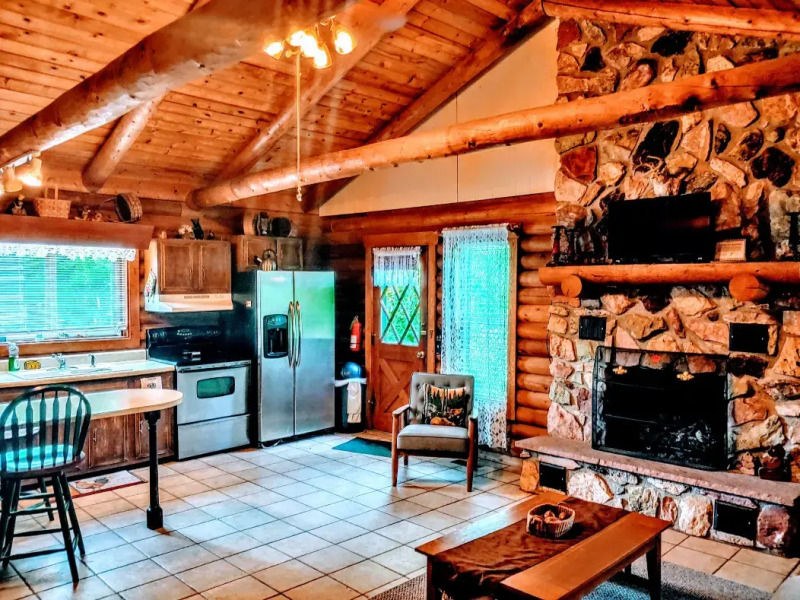 'Deep Creek Mountain Lodge' with Prvt Hot Tub and Views