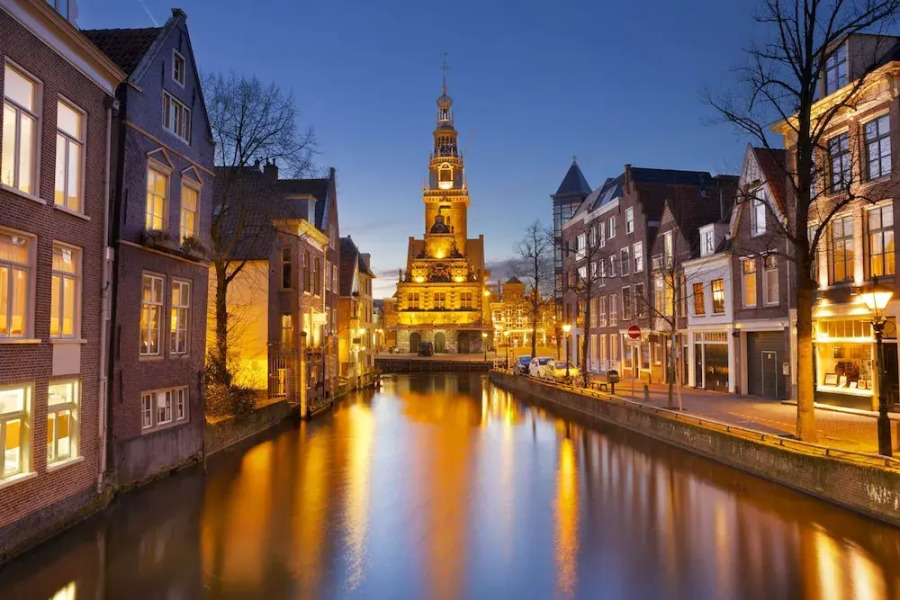 Nikki's Holiday Home