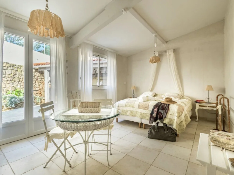 Luxury Villa with Jacuzzi in Les Issambres