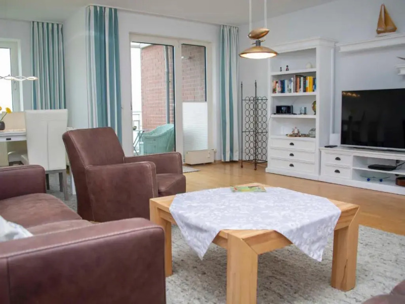 107-2 Neptun mit Meerblick