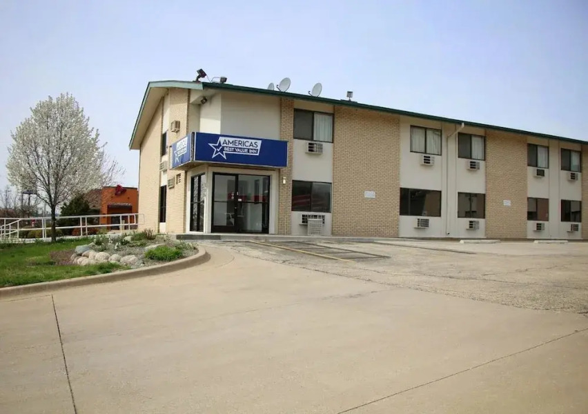 Motel 6 Peoria - East