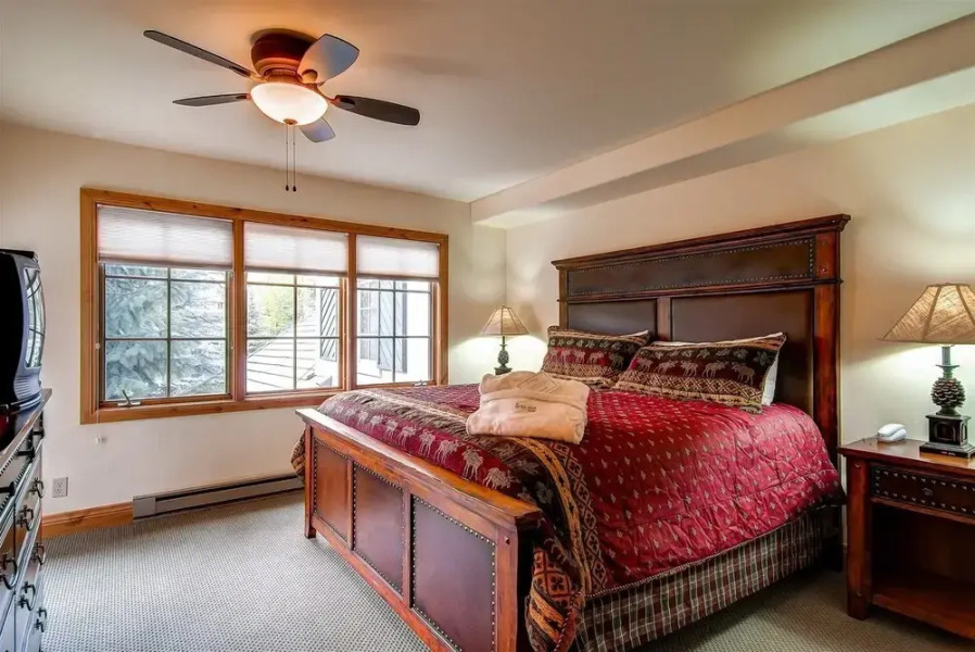 Beaver Creek Borders 208L