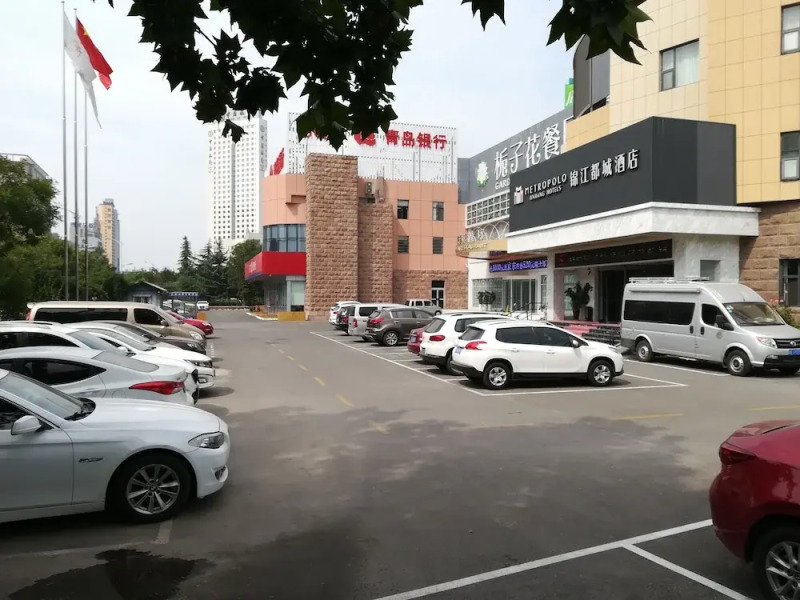 Metropolo Taishan Dai Temple