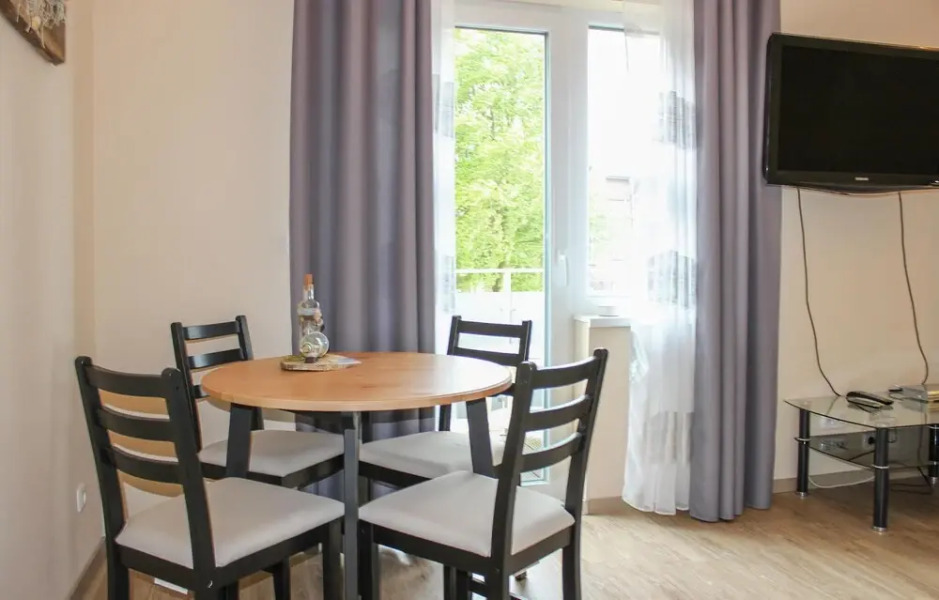 Beautiful Apartment in Lembruch With Wifi