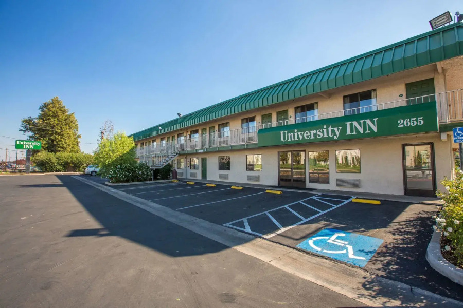 University Inn Fresno