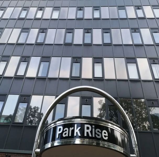 Centauri Apartments in Park Rise