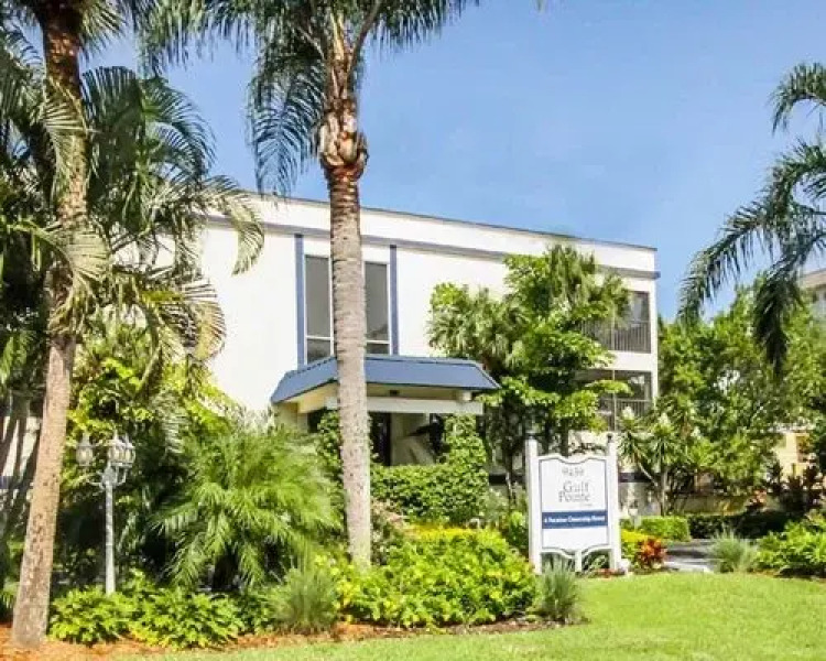 Gulf Pointe of Naples