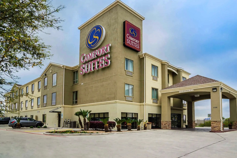 Red Roof Plus San Antonio Northeast