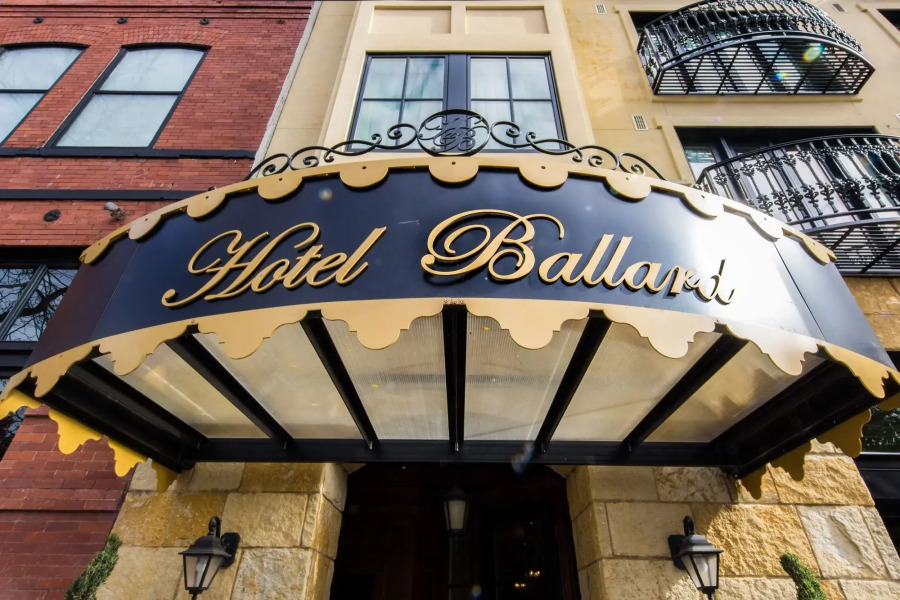 Hotel Ballard