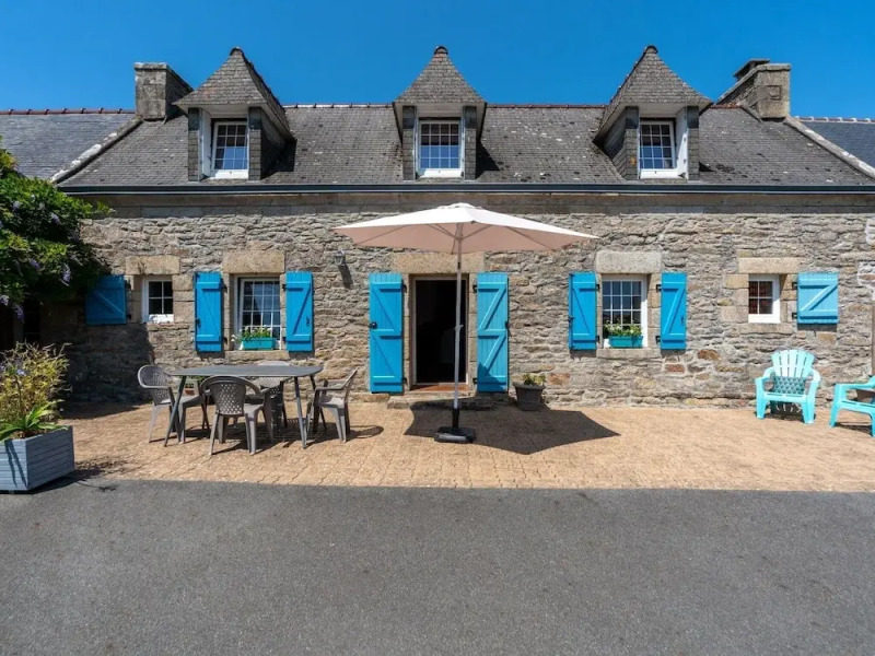 Modern Holiday Home in Plouhinec France with Sea Nearby