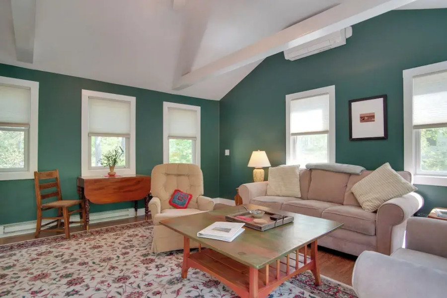 3 Mi to Beach & Town: Martha's Vineyard Home