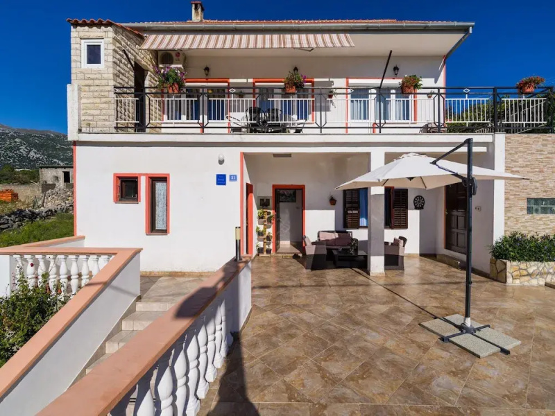 House Marija-with View to the sea and the Mountains