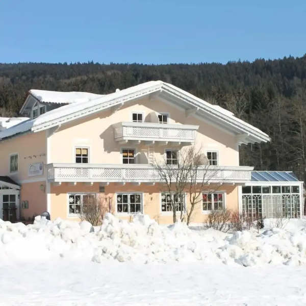 Landgasthof zum Hirschenstein