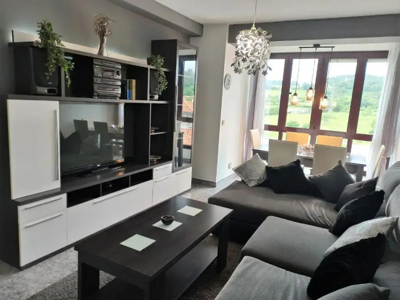 Duplex con vistas al Picu Pienzu, Colunga