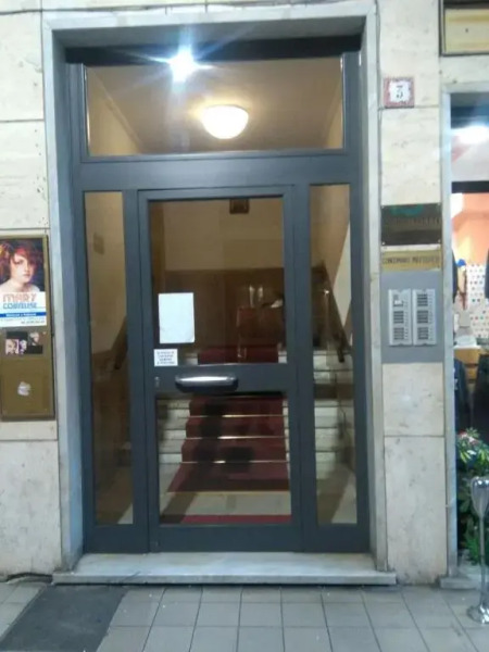 Im International 1 - Galleria Raggio 3/9