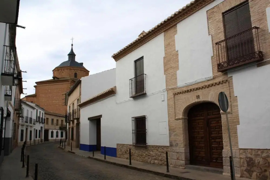 House With 5 Bedrooms in Almagro, With Shared Pool, Balcony and Wifi