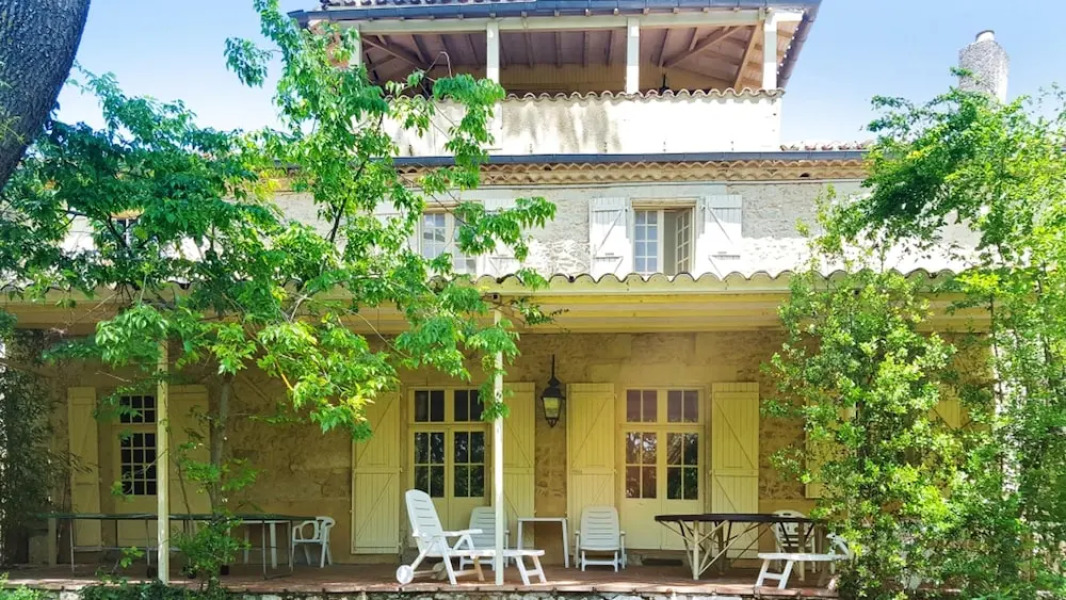 House With 4 Bedrooms in Crastes, With Wonderful Mountain View, Privat