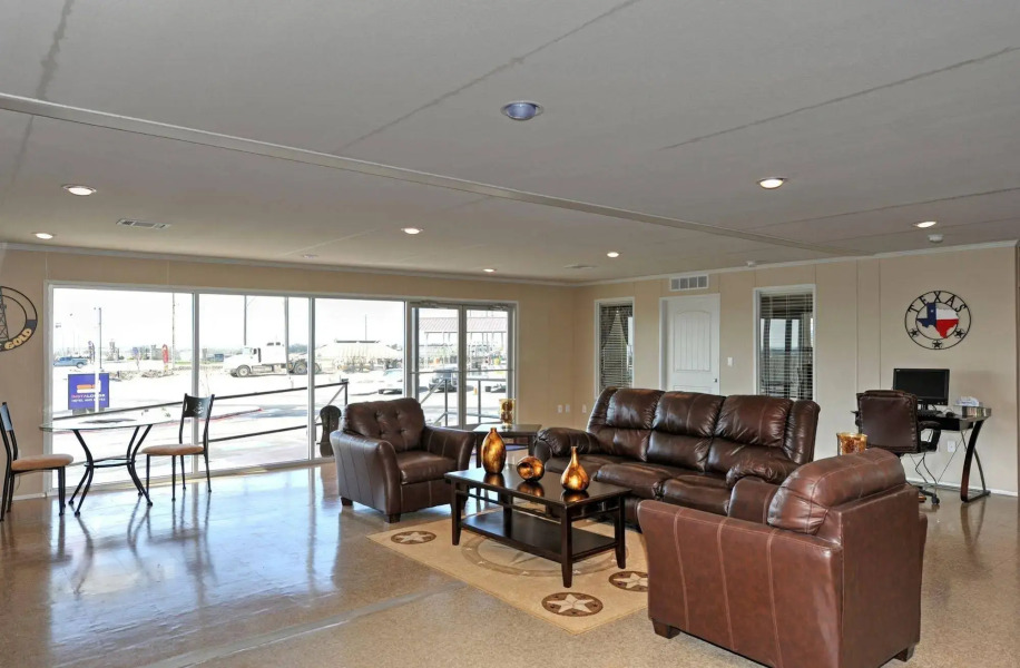 Instalodge Hotel And Suites